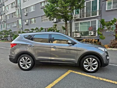 Hyundai Santafe 2014, 150346 км, за 5534.93 USD