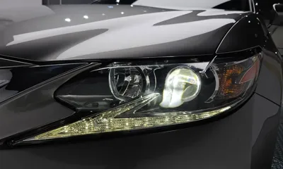 Lexus ES 2017, 135113 км, за 15819.88 USD - фото 22