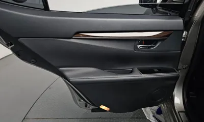 Lexus ES 2017, 135113 км, за 15819.88 USD - фото 25
