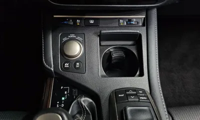 Lexus ES 2017, 135113 км, за 15819.88 USD - фото 27