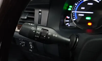 Lexus ES 2017, 135113 км, за 15819.88 USD - фото 28