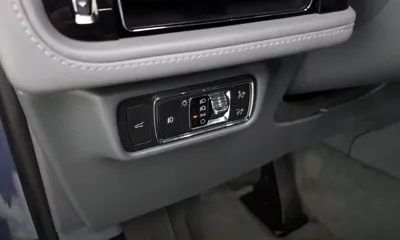 Lincoln Aviator 2021, 40323 км, за 23171.85 USD - фото 27