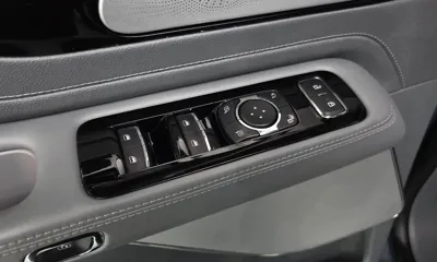 Lincoln Aviator 2021, 40323 км, за 23171.85 USD - фото 28
