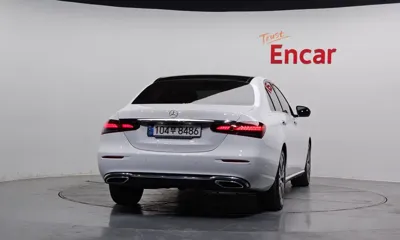 Mercedes-Benz E-Class 2022, 70403 км, за 21777.28 USD