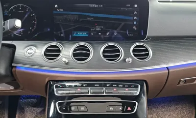 Mercedes-Benz E-Class 2022, 70403 км, за 21777.28 USD - фото 14