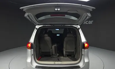 Kia Canival 2018, 133518 км, за 5525.58 USD - фото 20