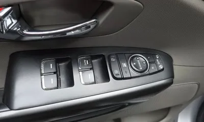 Kia Canival 2018, 133518 км, за 5525.58 USD - фото 29