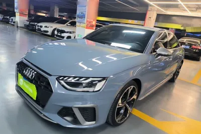 Audi A4L · 2022 год