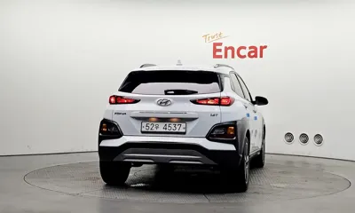Hyundai Kona 2018, 97647 км, за 9386.9 USD