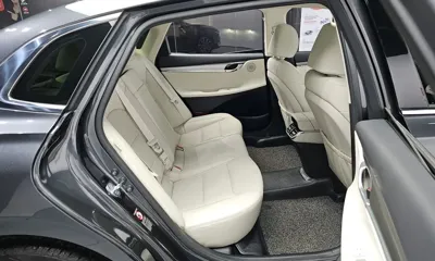 Hyundai Grandeur 2022, 26466 км, за 18428.07 USD - фото 26