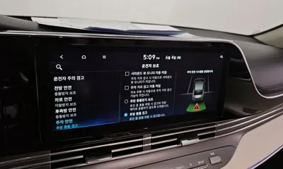 Hyundai Grandeur 2022, 26466 км, за 18428.07 USD - фото 28