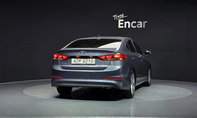 Hyundai Avante 2018, 97392 км, за 6440.29 USD