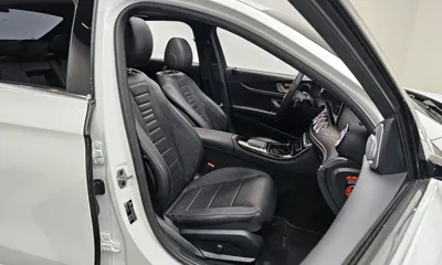 Mercedes-Benz E-Class 2022, 37142 км, за 28278.82 USD - фото 12