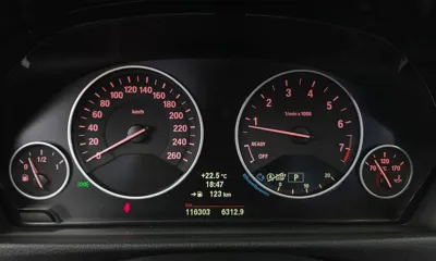 BMW 3-Series 2014, 116303 км, за 5785.61 USD - фото 8