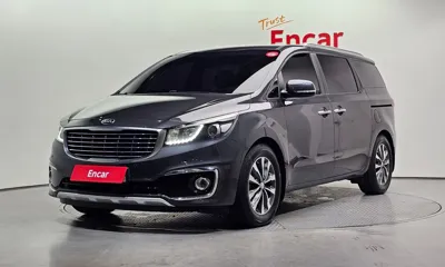 Kia Canival · 2018 год