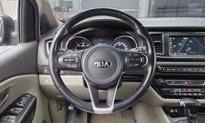 Kia Canival 2018, 70608 км, за 7488.44 USD - фото 13