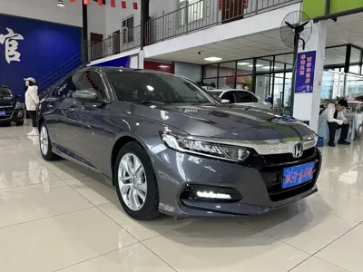 Honda Accord 2021, 65000 км, за 13029.32 USD