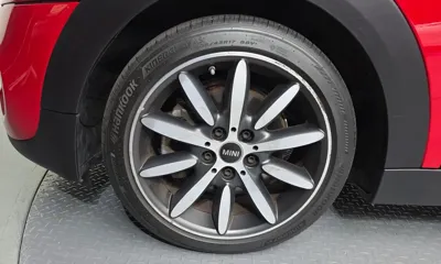 MINI Cooper Convertible 2021, 102236 км, за 12945.63 USD