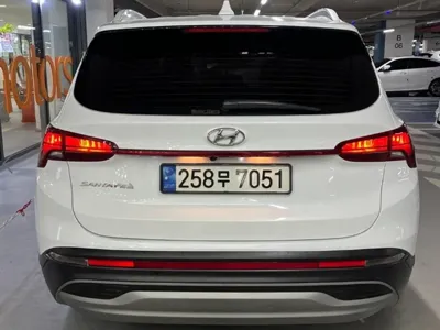 Hyundai Santafe 2021, 77159 км, за 15309.45 USD