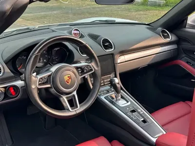 Porsche 718 2018, 60000 км, за 39434.2 USD - фото 12