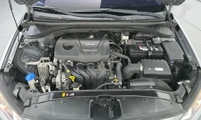 Hyundai Avante 2016, 99411 км, за 4726.27 USD - фото 6