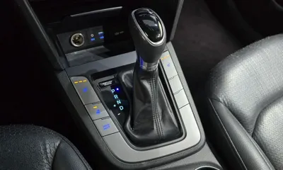 Hyundai Avante 2016, 99411 км, за 4726.27 USD - фото 9