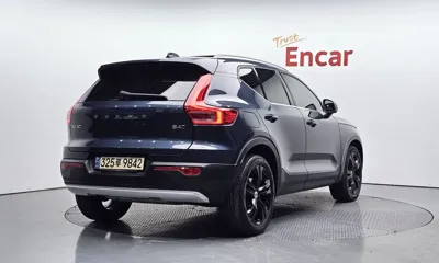 Volvo XC40 2021, 83573 км, за 17120.58 USD