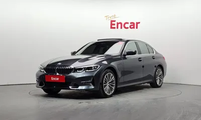 BMW 3-Series · 2021 год