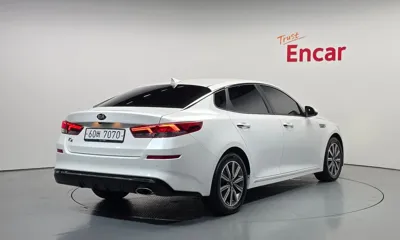 Kia K5 2020, 27132 км, за 10437.18 USD