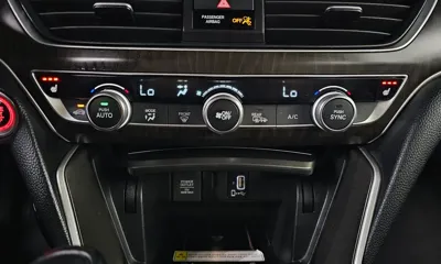 Honda Accord 2019, 125689 км, за 8336.62 USD - фото 18