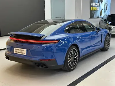 Porsche Panamera 2024, 19000 км, за 109621.18 USD