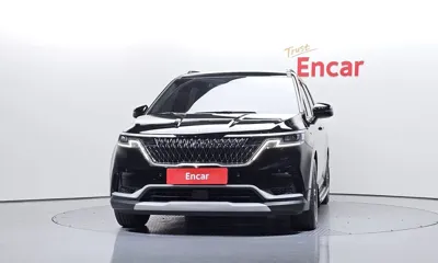 Kia Canival 2023, 63214 км, за 15953.63 USD