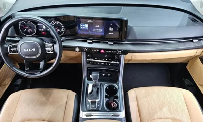 Kia Canival 2023, 63214 км, за 15953.63 USD - фото 7