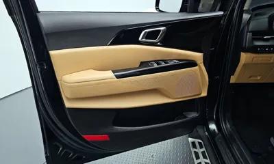 Kia Canival 2023, 63214 км, за 15953.63 USD - фото 24