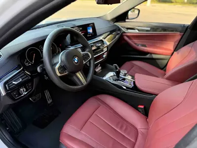 BMW 5 Series 2019, 73000 км, за 26309.08 USD
