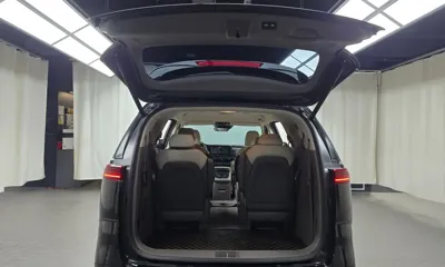 Kia Canival 2021, 53219 км, за 21019.43 USD - фото 20