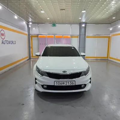 Kia K5 · 2018 год