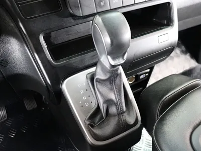 Hyundai Staria 2022, 96839 км, за 14006.52 USD - фото 9