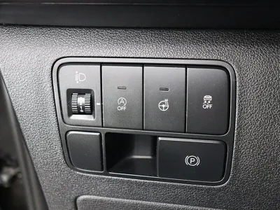 Hyundai Staria 2022, 96839 км, за 14006.52 USD - фото 13