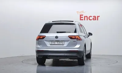 Volkswagen Tiguan 2018, 135160 км, за 14821.55 USD