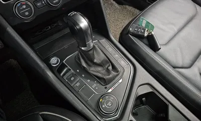 Volkswagen Tiguan 2018, 135160 км, за 14821.55 USD - фото 9