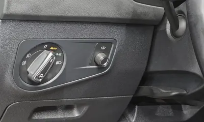 Volkswagen Tiguan 2018, 135160 км, за 14821.55 USD - фото 19