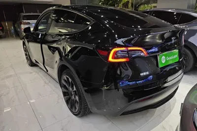Tesla Model Y 2022, 86900 км, за 26249 USD