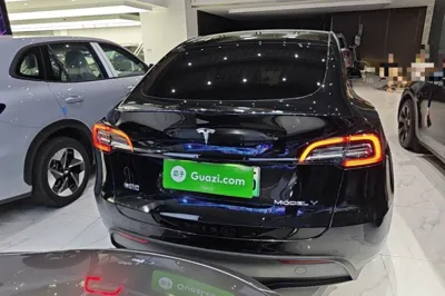 Tesla Model Y 2022, 86900 км, за 26249 USD