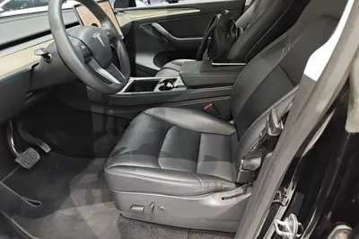 Tesla Model Y 2022, 86900 км, за 26249 USD - фото 17
