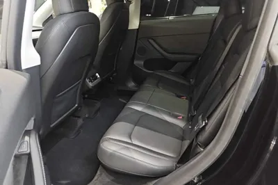 Tesla Model Y 2022, 86900 км, за 26249 USD - фото 20