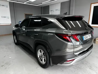 Hyundai Tucson 2025, 28117 км, за 14951.56 USD