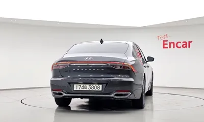 Hyundai Grandeur 2022, 122448 км, за 12228.99 USD