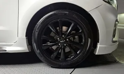 Kia Canival 2019, 120528 км, за 12936.35 USD