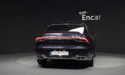 Hyundai Grandeur 2020, 57235 км, за 16930.38 USD